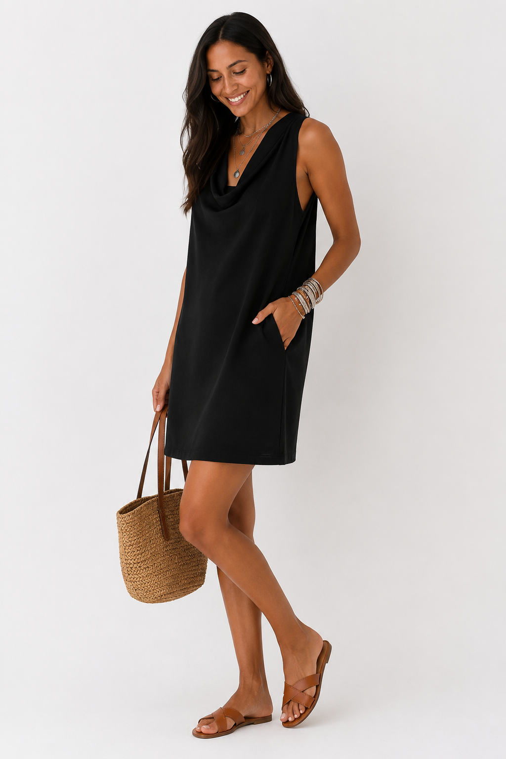 Valentina | Vestido ajustado con cuello barco