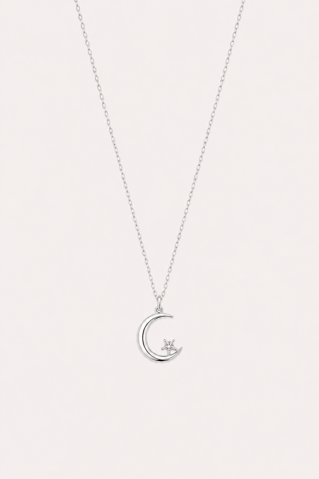Isabella | Collar brillante con colgante de estrella y luna