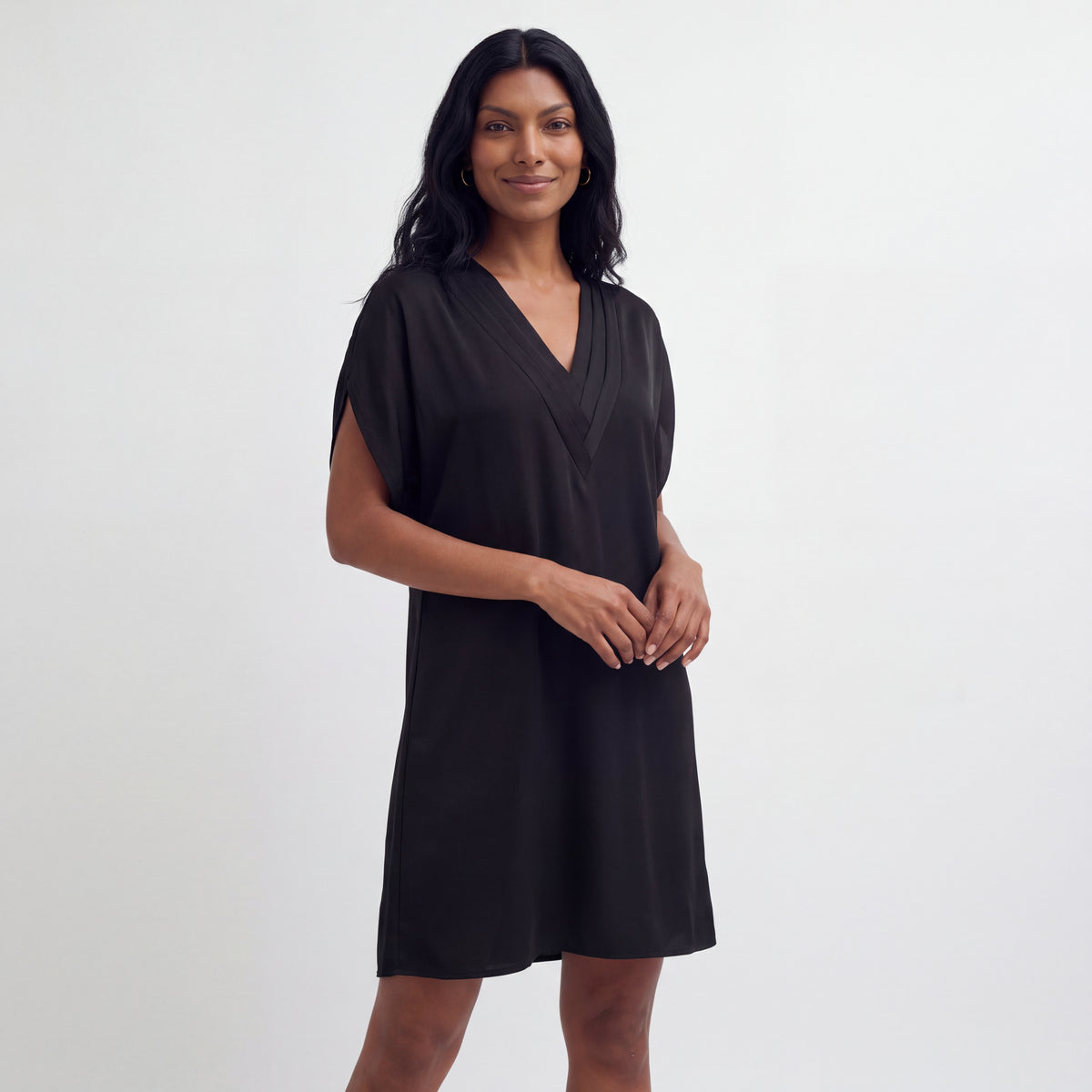 LUISA | VESTIDO DE VERANO CON ESCOTE EN V