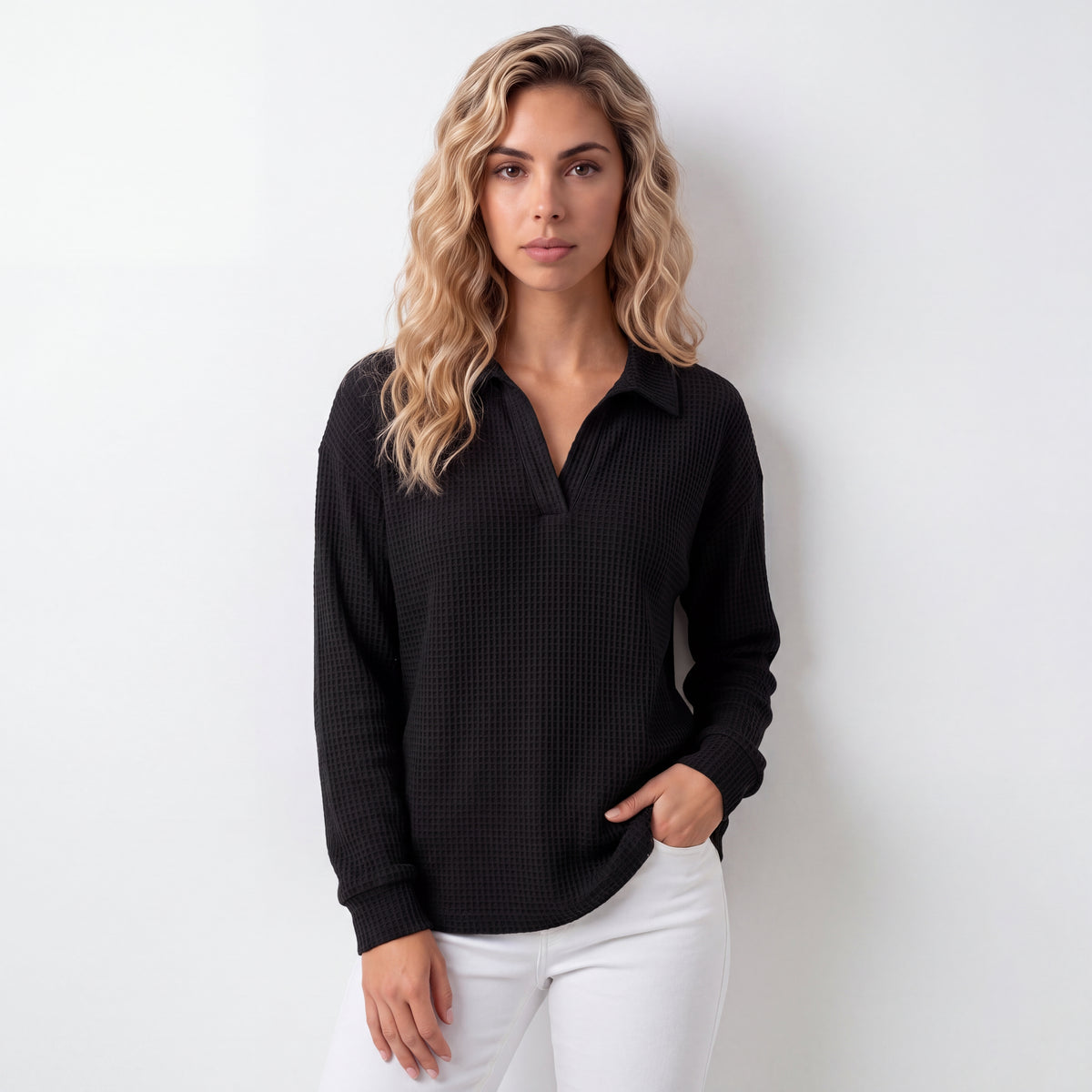 MARCELLA | TOP DE PUNTO CON ESCOTE EN V