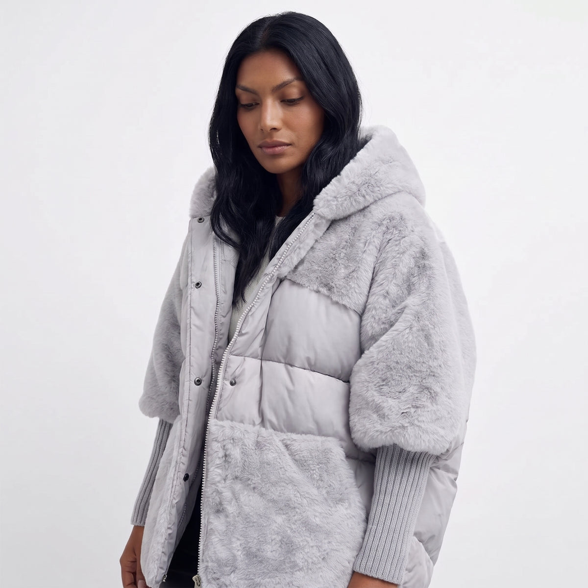 ELISA | CHAQUETA ACOLCHADA OVERSIZE CON CAPUCHA