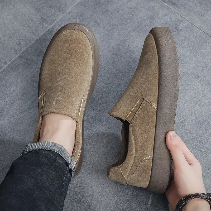 LEANDRO | SLIP-ON DE GAMUZA
