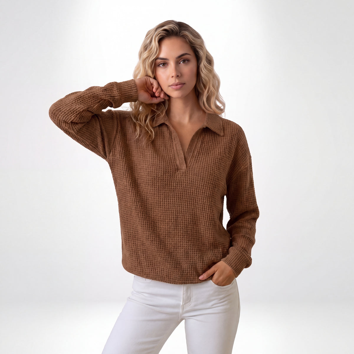 MARCELLA | TOP DE PUNTO CON ESCOTE EN V