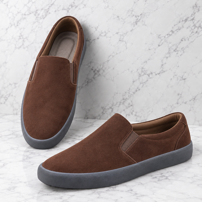 LEANDRO | SLIP-ON DE GAMUZA